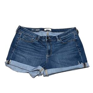 Sonoma Goods For Life Denim Blue Jean Shorts Cotton Blend Women’s Size 16